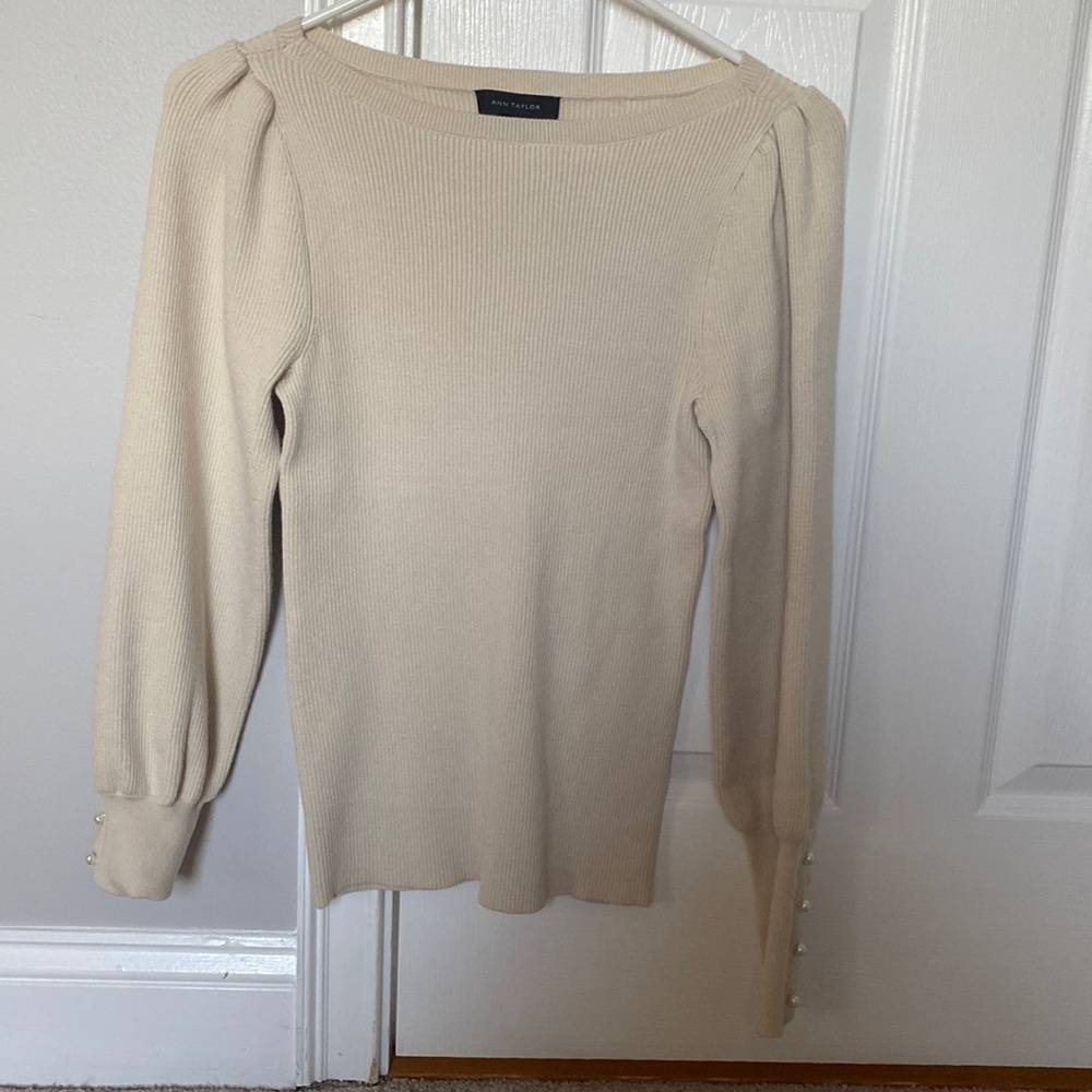 NEVER WORN Ann Taylor long sleeve T